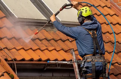 Démoussage et hydrofuge de toiture à Messei